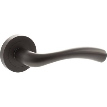 STATUS Texas Lever Door Handle on Round Rose (Pair)