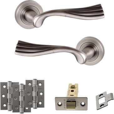 Old English Richmond Door Handle Pack - Latch Set