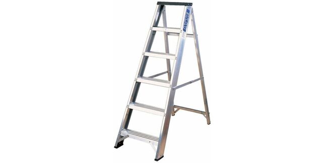 Lyte EN131-2 Professional Swingback Step Ladder With Tool Tray