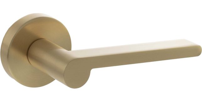 Senza Pari Darrio Lever Door Handle on Round Rose