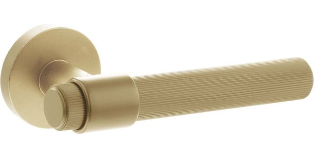 Senza Pari Fasana Linear Knurled Lever Door Handle on Minimal Round Rose