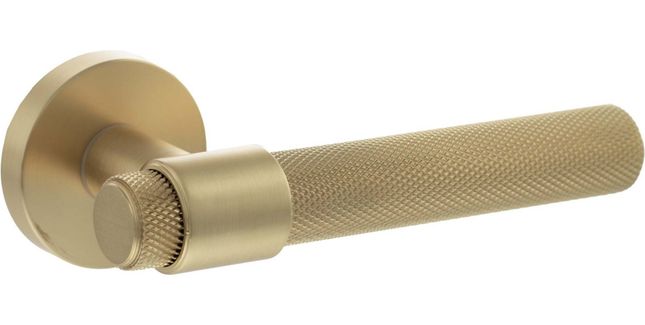 Senza Pari Andretta Knurled Lever Door Handle on Round Rose (Pair)