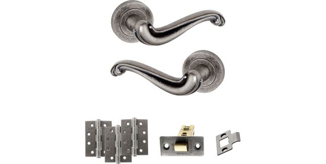 Old English Colchester Door Handle Pack - Latch Set
