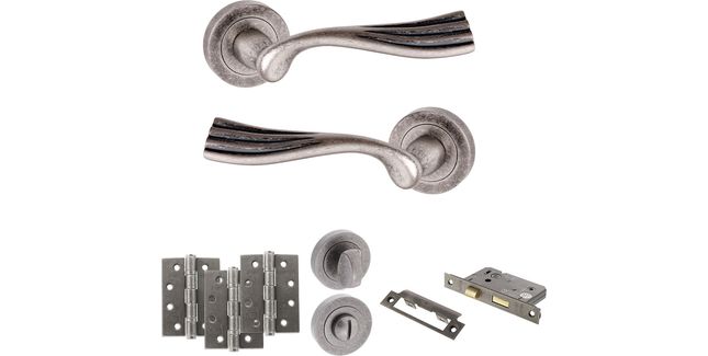 Old English Richmond Door Handle Pack - Bathroom Set