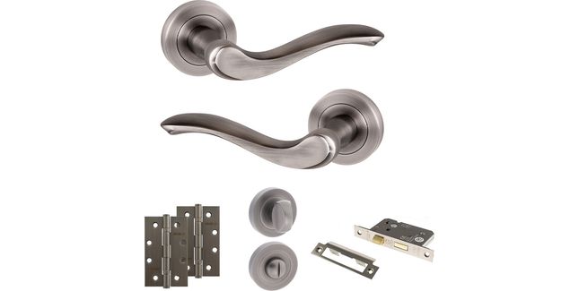 Old English Warwick Door Handle Pack - Bathroom Set
